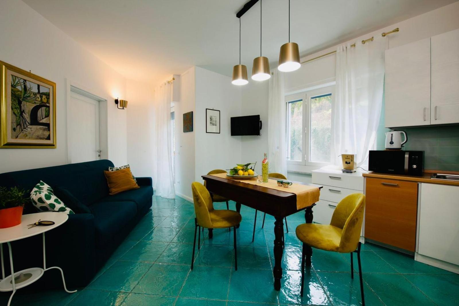 Amalfia Apartments Exterior photo
