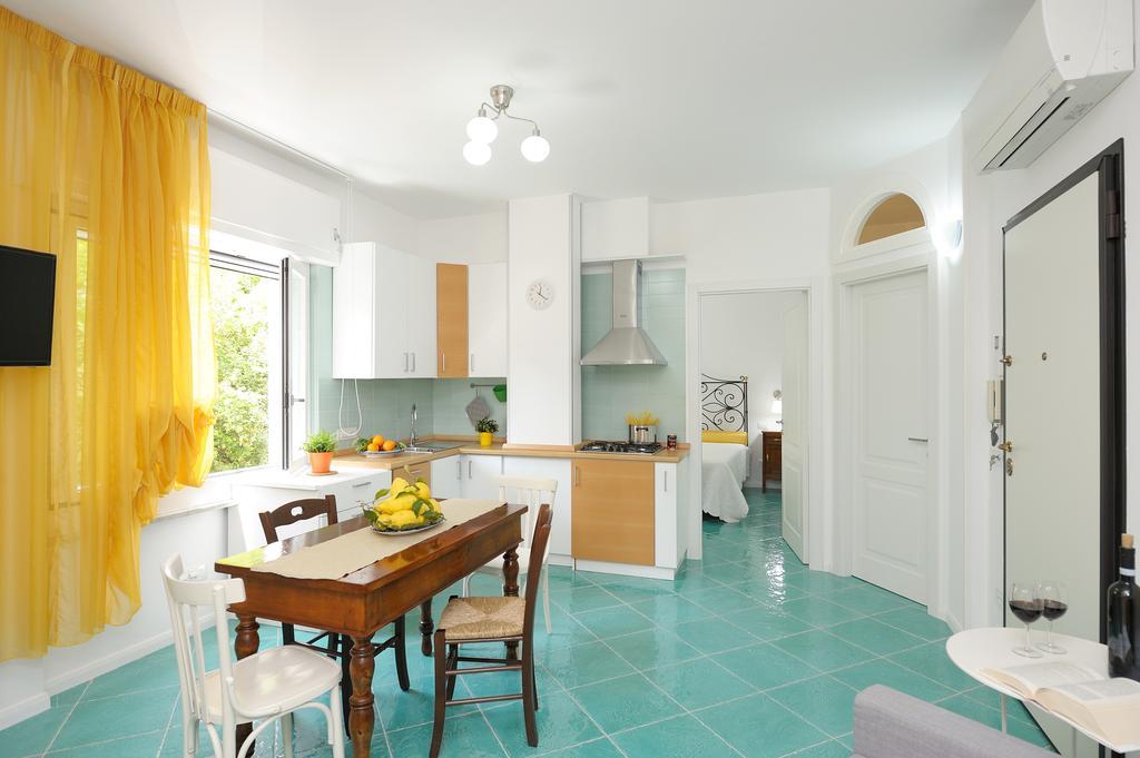 Amalfia Apartments Room photo